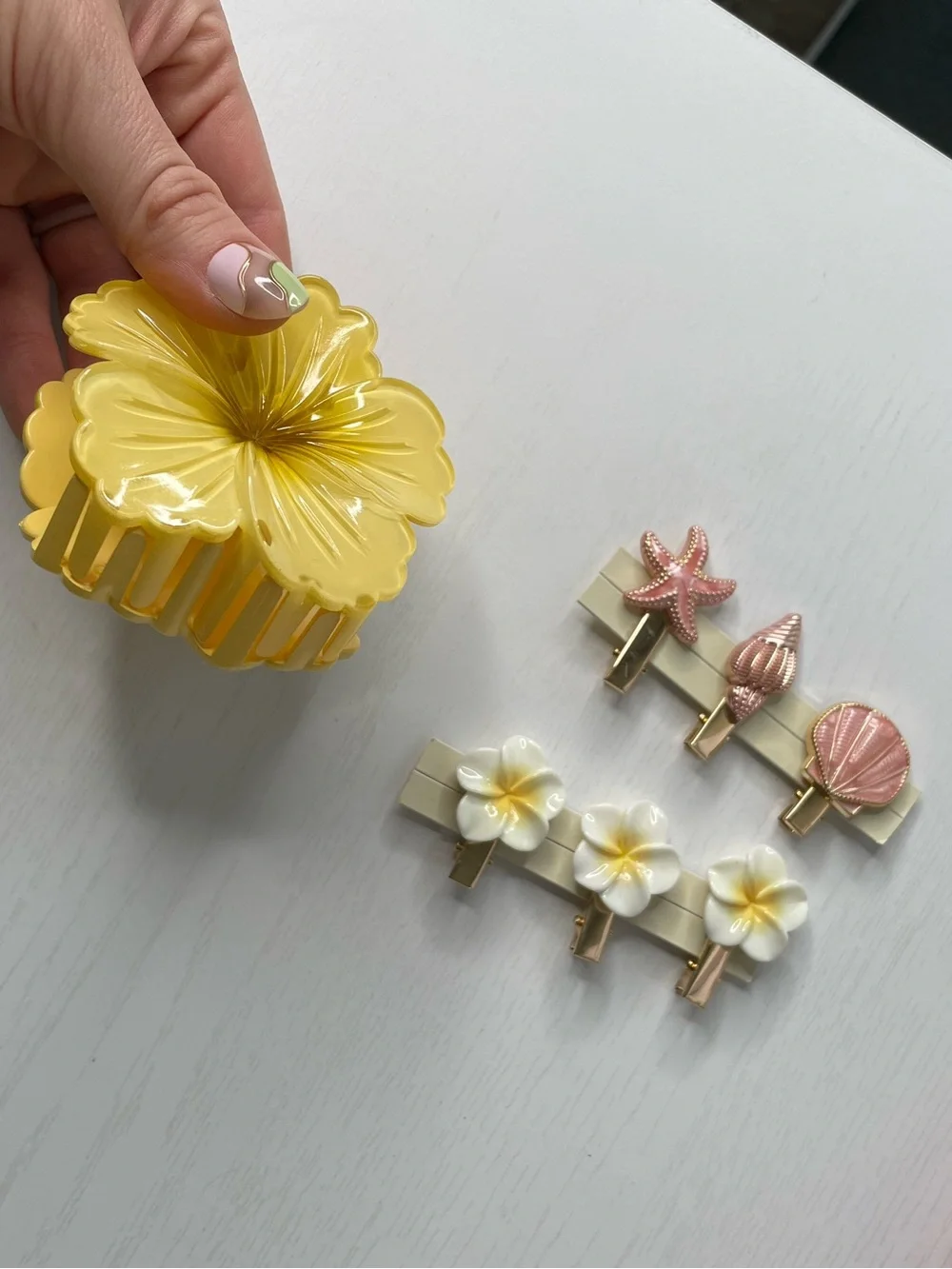 Beach Vacation Hair Accessories, Flower Hair Clips